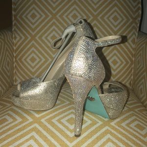 Betsey Johnson Blue Size9